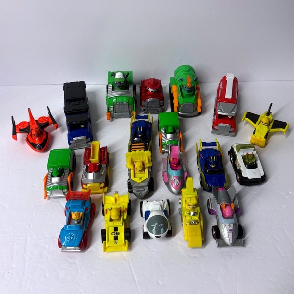 Nickelodeon Other - Paw Patrol Vehicle Lot 17 True Metal Diecast & 3 Plastic Cars HTF Ella Robo Dog